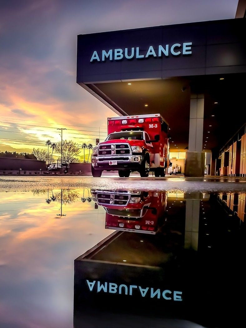 Ambulance | Diamond Painting